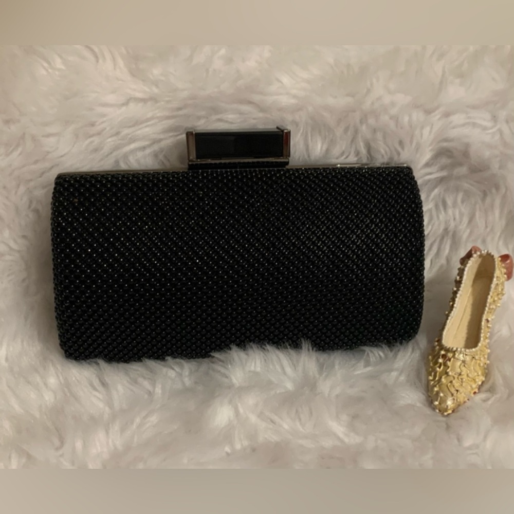 JESSICA McCLINTOCK elegant black  Mesh with beaded detailing clutch LNWOT - Picture 2 of 12